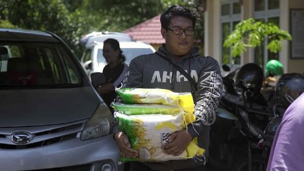 8 Ton Beras Disalurkan dalam Gerakan Pangan Murah di Kabupaten Semarang
