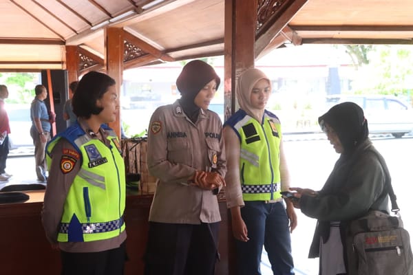 Aksi Damai Guru Madrasah di Cilacap Kondusif, Polresta Terapkan Pengamanan Persuasif