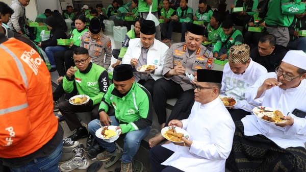 Aksi Sholat Ghoib di Malang, Kapolresta Pastikan Proses Hukum untuk Affan Kurniawan Berjalan Transparan