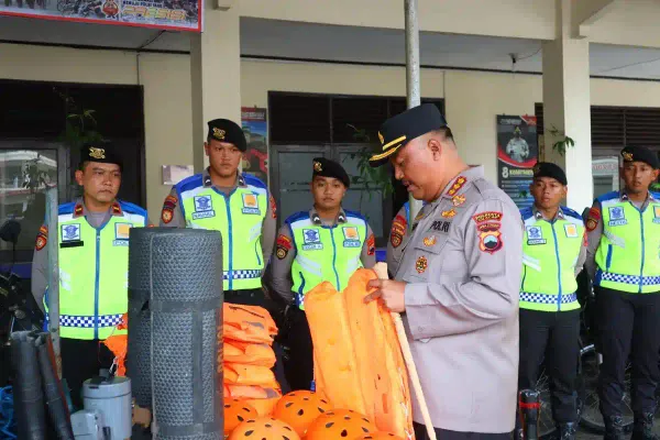 Antisipasi Bencana di Cilacap, Kapolresta Cek dan Pastikan Kesiapan Tim SAR