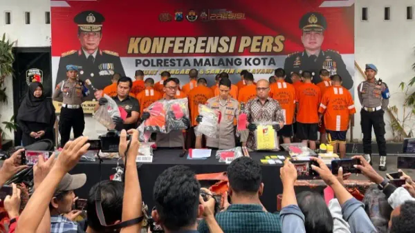 Demo Anarkis Berujung Perusakan di Malang, 12 Tersangka Resmi Diserahkan ke Kejaksaan