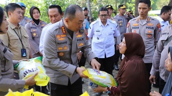 Dukung Ketahanan Pangan, Polresta Malang Kota Tanam Jagung dan Adakan Pasar Beras Murah