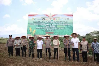 Kapolresta Banyumas Hadiri Penanaman Jagung Serentak Kuartal IV Dipimpin Wapres Gibran