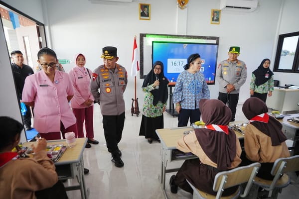Ketua Komisi IV DPR Apresiasi Inisiatif Kapolri Dirikan SMP Kemala Bhayangkari di Karanganyar