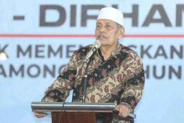 Kiai Ghofur Serukan Ketenteraman, Ajak Masyarakat Percayakan Penanganan Situasi kepada Kapolri