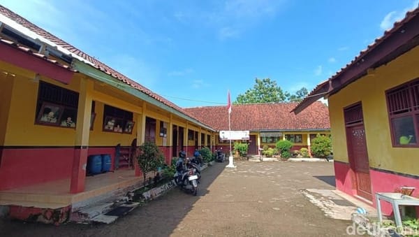 Longsor Cilacap Berdampak pada Aktivitas Belajar, Dua Sekolah Terpaksa Diliburkan