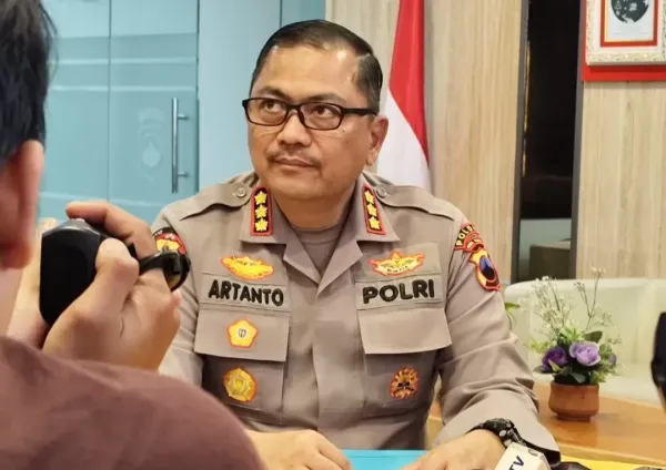 Pembuat Konten Asusila Pakai AI, Mahasiswa Undip Chiko Kembali Jalani Pemeriksaan Penyidik Siber