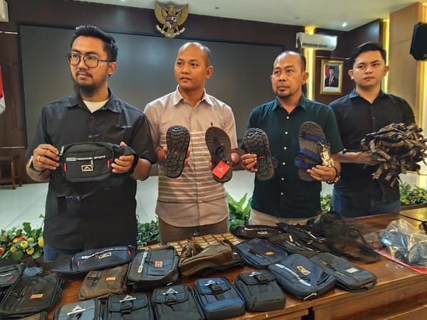 Polda Jateng Tetapkan 4 Tersangka Kasus Pemalsuan Tas dan Sandal Merek Eiger