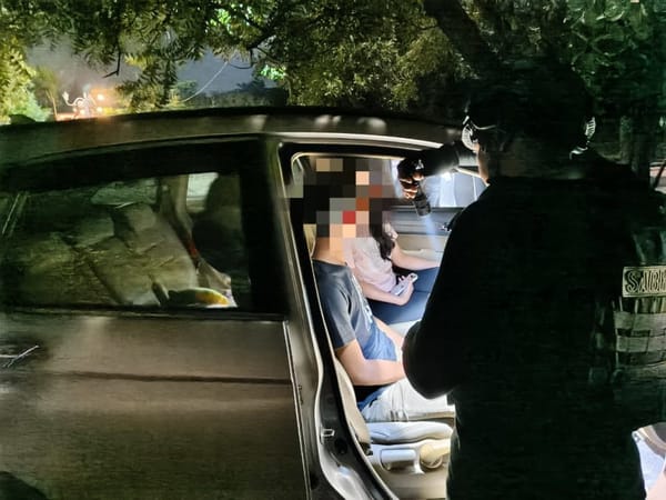 Polisi Amankan Dua Sejoli di Jepara yang Ketahuan Bermesraan di Mobil