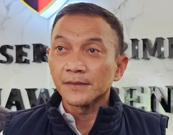 Polisi Tangkap Jaringan Pengedar Uang Palsu, Enam Pelaku Diseret ke Mapolda Jateng