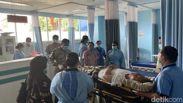 Polresta Cilacap Gerak Cepat Bantu Evakuasi Warga Sakit Diabetes ke RS