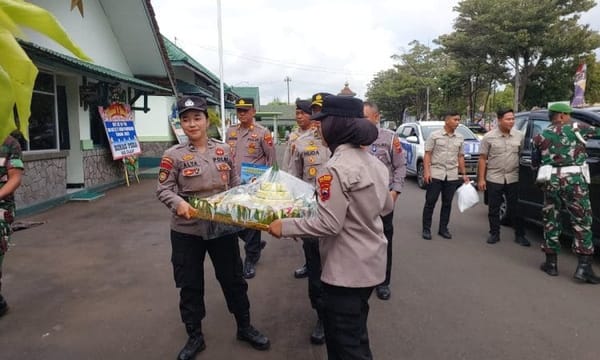 Polresta Cilacap Geruduk Kodim dan Lanal, Ternyata Ada Momen Kebersamaan TNI-Polri