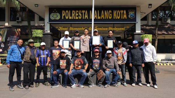 Polresta Malang Kota Beri Penghargaan untuk Masyarakat yang Berkontribusi bagi Kota Malang