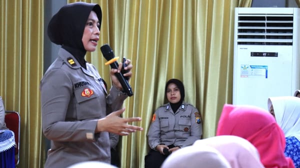 Polwan Gandeng Dinsos, Suarakan Perjuangan Perempuan Lewat “Rise and Speak”