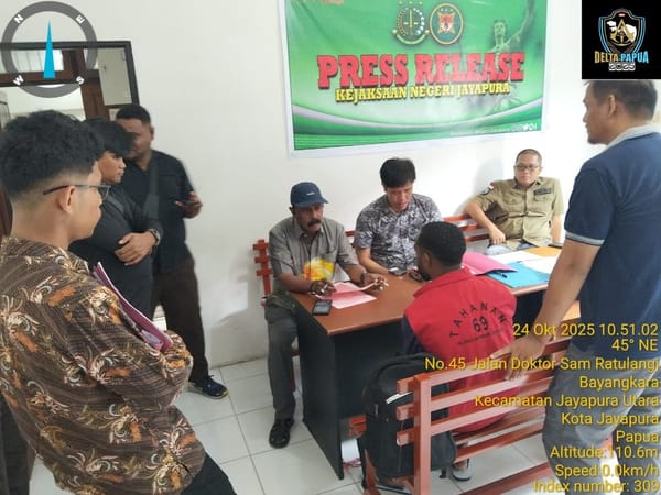 Satgas Operasi Damai Cartenz-2025 Serahkan Tersangka dan Barang Bukti ke Kejari Jayapura