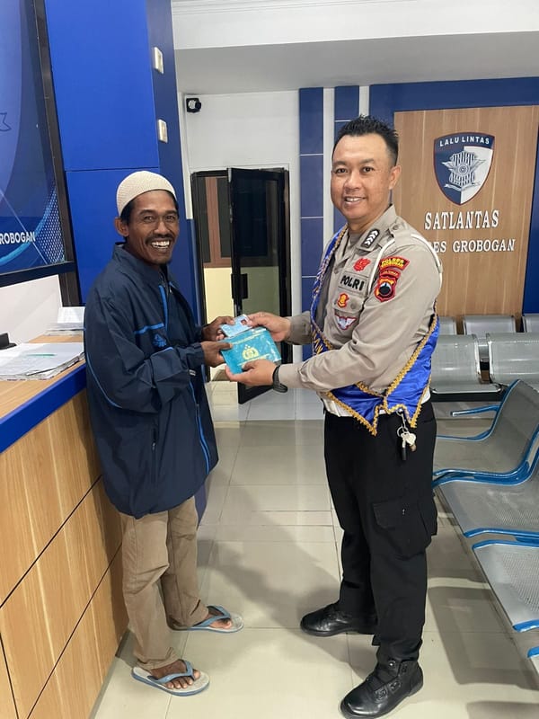 Satlantas Polres Grobogan Berikan Pendampingan Ramah dalam Pengambilan BPKB