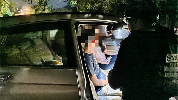 Sejoli di Jepara Terjaring Razia Polisi saat Bermesraan di Mobil