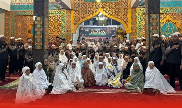 Sejuknya Gerakan Subuh Berjamaah di Padang Selatan, Polisi dan Jamaah Menyatu dalam Ibadah