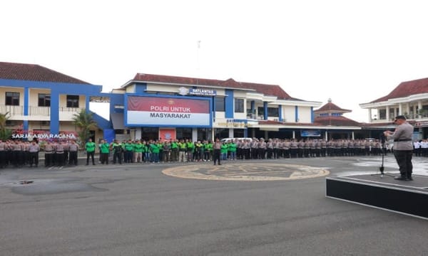 Sinergi dengan Komunitas Ojol, Kapolresta Cilacap Dorong Pelopor Keselamatan Berlalu Lintas