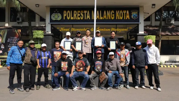 Sinergi Polisi dan Warga, Polresta Malang Kota Apresiasi 13 Tokoh dan Pemuda Berprestasi
