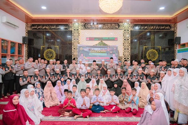 Wakapolda Sumbar Brigjen Pol Solihin Ajak Anggota dan Warga Padang Jaga Iman Lewat Gerakan Subuh Berjemaah