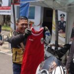 Terjaring Operasi Zebra Candi, Pengendara Dapat Hadiah Jersey Timnas Indonesia