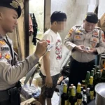 Razia di Dua Kecamatan, Polres Pekalongan Amankan Ratusan Botol Miras