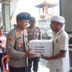 Polres Jembrana Hadirkan “Minggu Kasih” untuk Warga Banjar Juwuk Manis, Semarak dan Berbagi