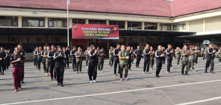 Perkuat Sinergitas, Personel Polres Semarang dan Kodim Salatiga Gelar Olahraga