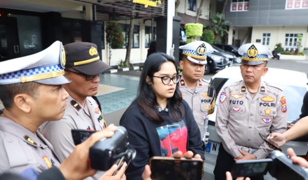 Satlantas Polresta Malang Kota Quick Respon, Amankan Pengemudi BMW Bernopol